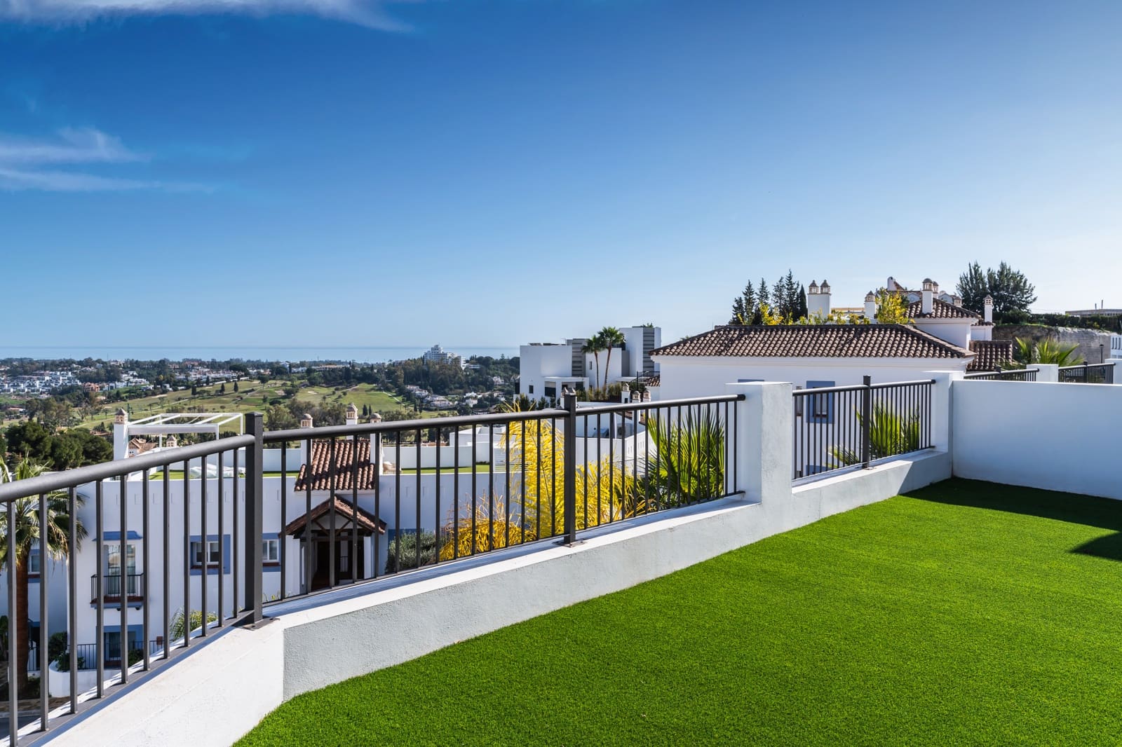 3 sovrum Lägenhet till salu i Benahavis med pool garage - 670 000 € (Ref: 9953643)