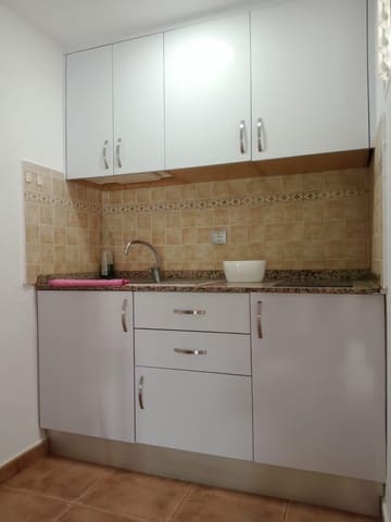 1 makuuhuone Huoneisto vuokrattavana paikassa Sonneland, San Bartolomé de Tirajana mukana uima-altaan - 1 100 € (Ref: 9954660)