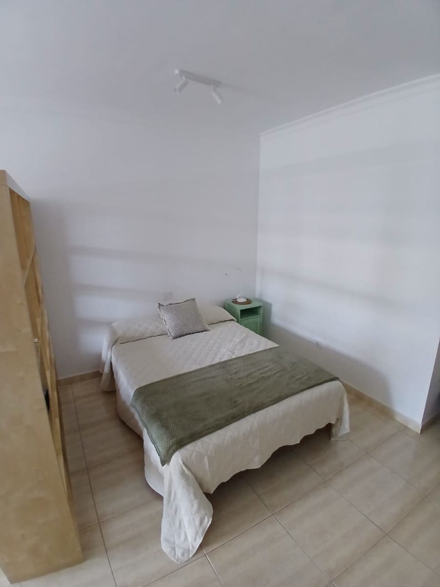 Studio for rent in Las Palmas de Gran Canaria with pool - € 850 (Ref: 9955456)