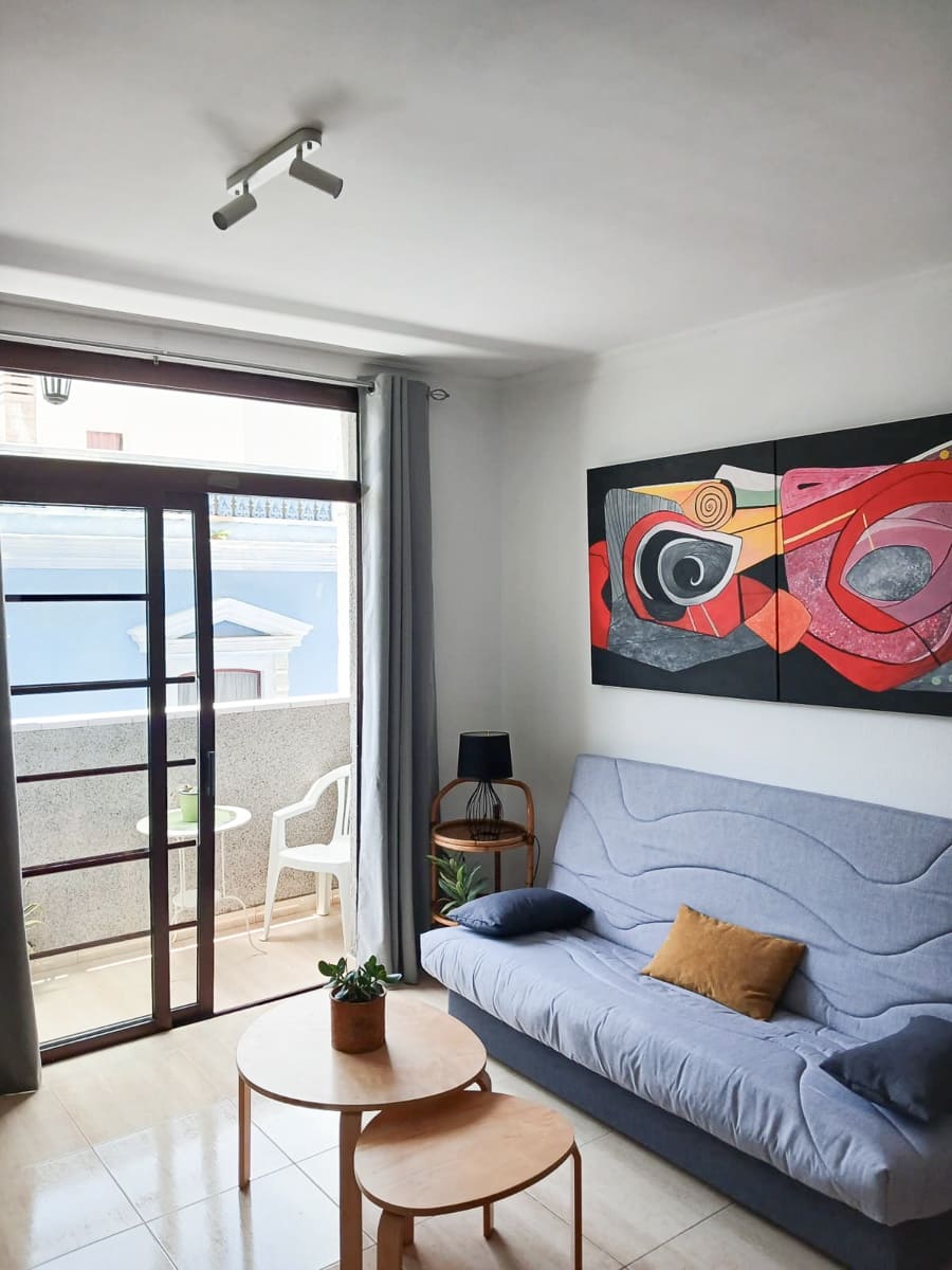 Studio for rent in Las Palmas de Gran Canaria with pool - € 850 (Ref: 9955456)