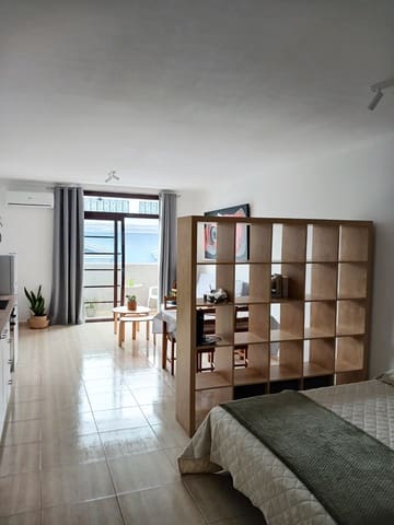 Studio til leie i Santa Catalina - Canteras, Las Palmas de Gran Canaria med svømmebasseng - € 850 (Ref: 9955456)