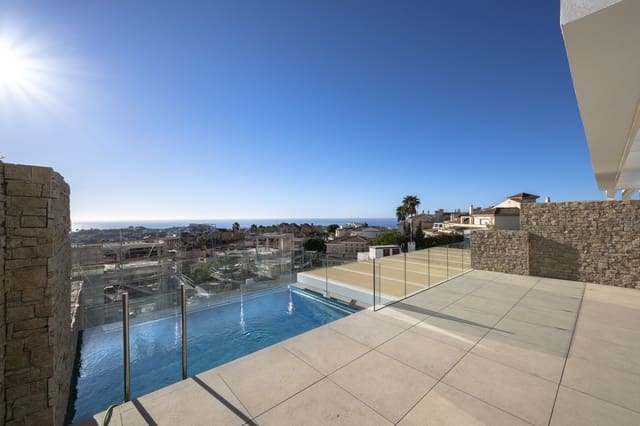 2 soverom Leilighet til salgs i Riviera del Sol, Mijas med svømmebasseng garasje - € 815 000 (Ref: 9995207)
