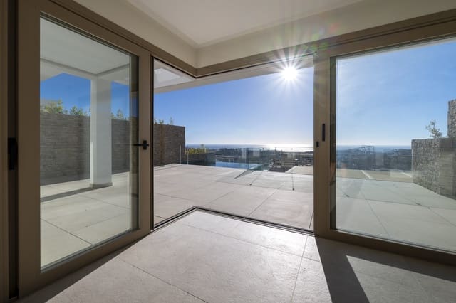 2 soverom Leilighet til salgs i Riviera del Sol, Mijas med svømmebasseng garasje - € 815 000 (Ref: 9995207)
