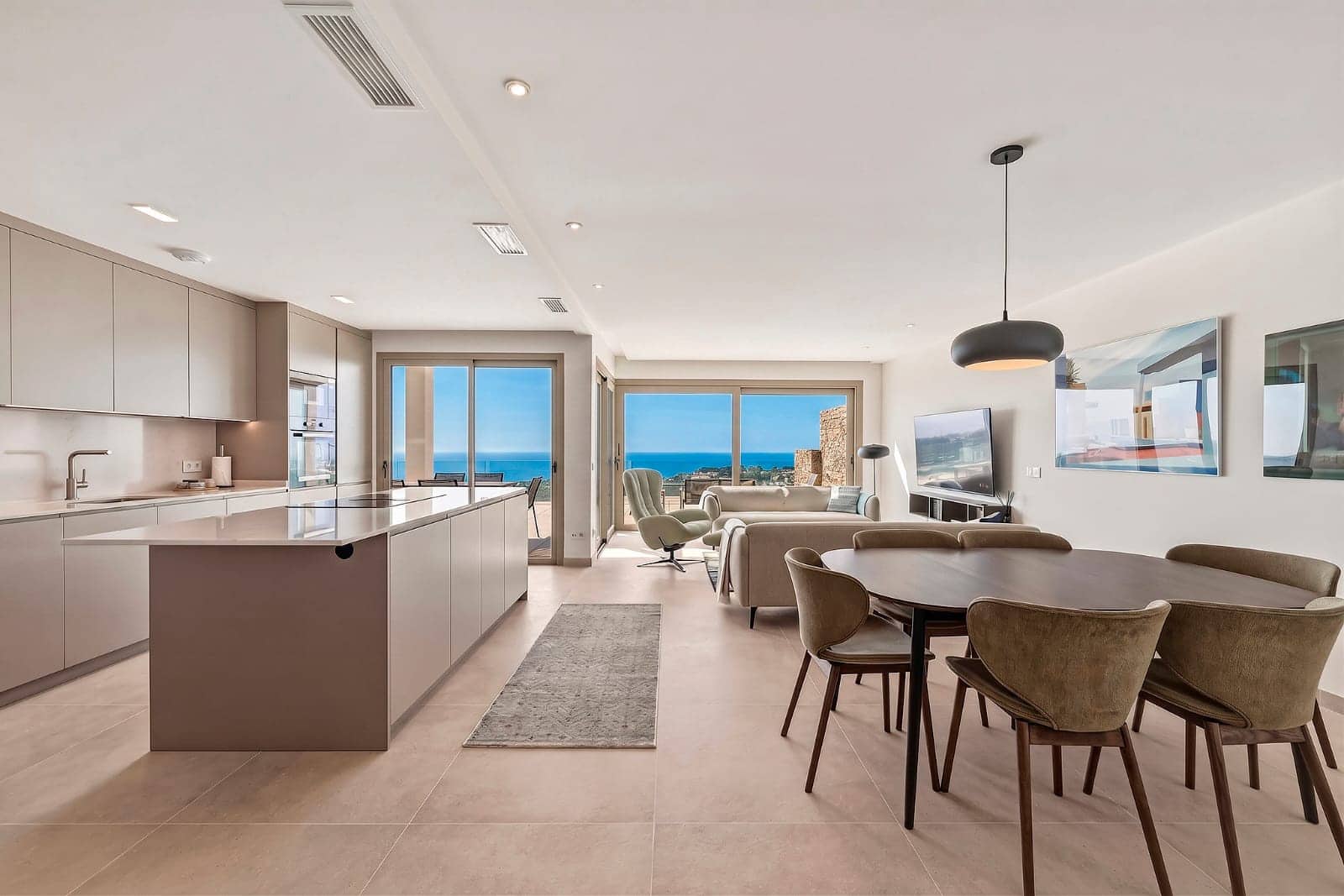 3 sovrum Lägenhet att hyra i Riviera del Sol med pool garage - 4 000 € (Ref: 9995433)