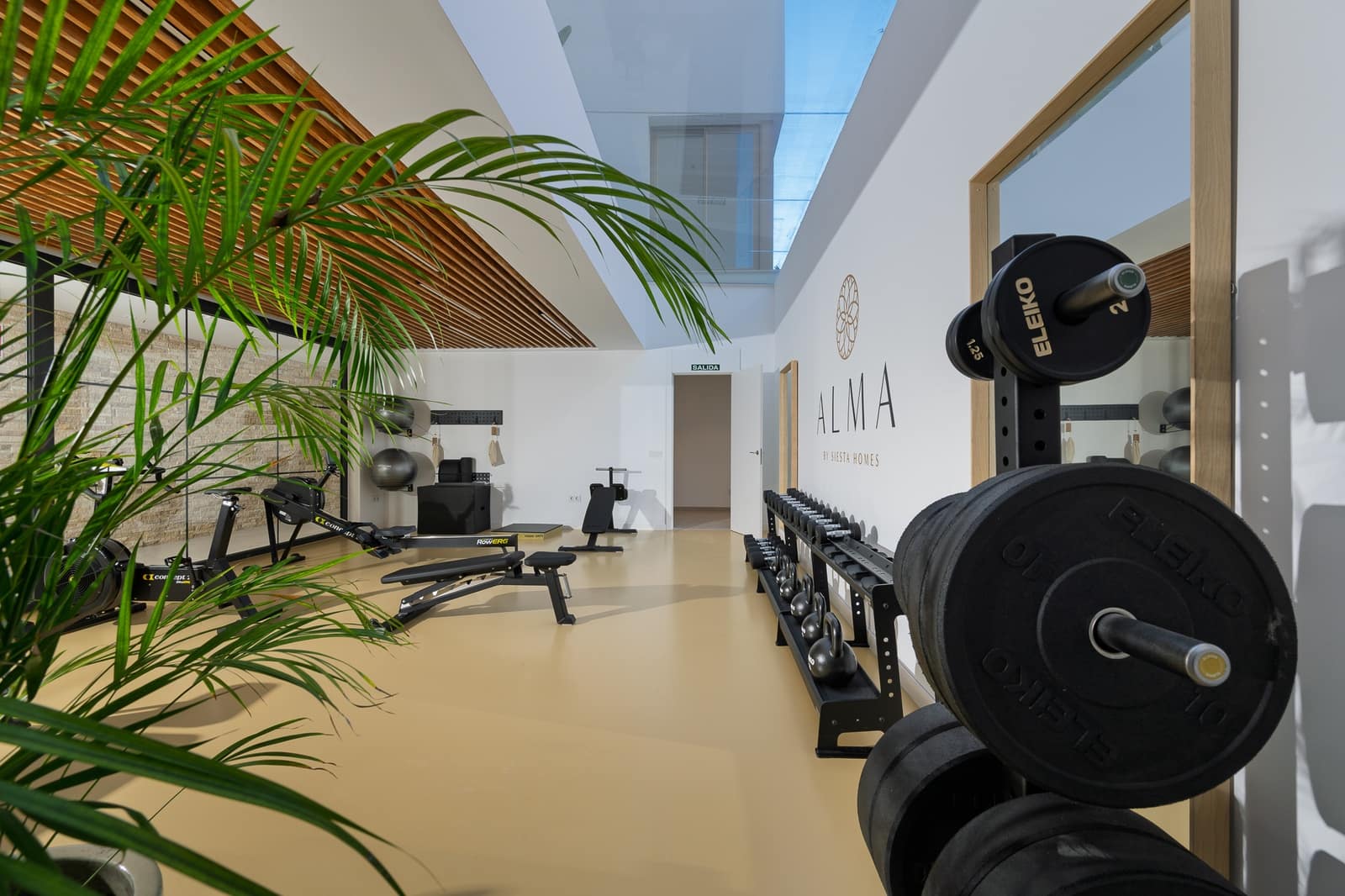3 sovrum Lägenhet att hyra i Riviera del Sol med pool garage - 4 000 € (Ref: 9995433)