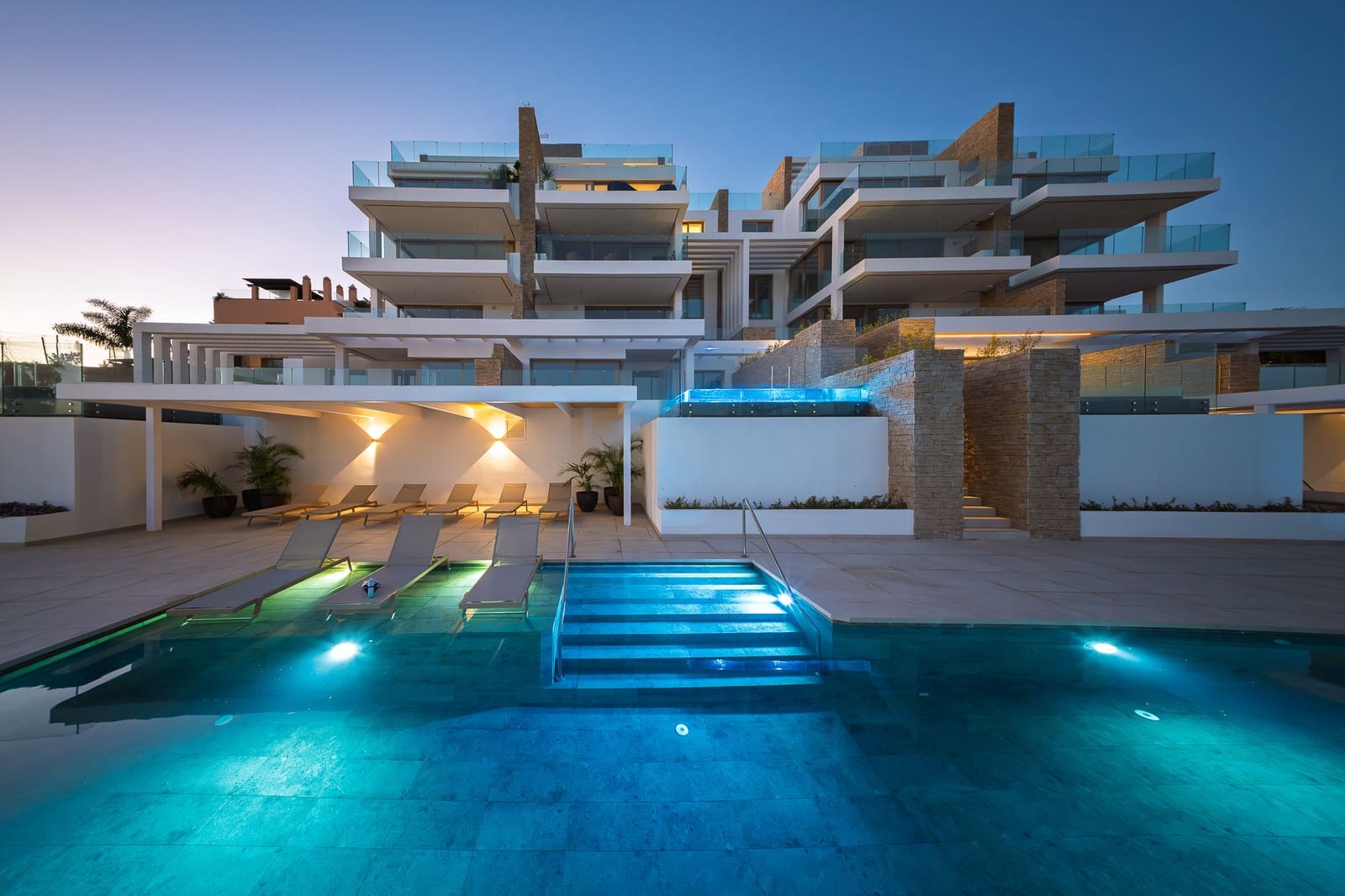 3 sovrum Lägenhet att hyra i Riviera del Sol med pool garage - 4 000 € (Ref: 9995433)