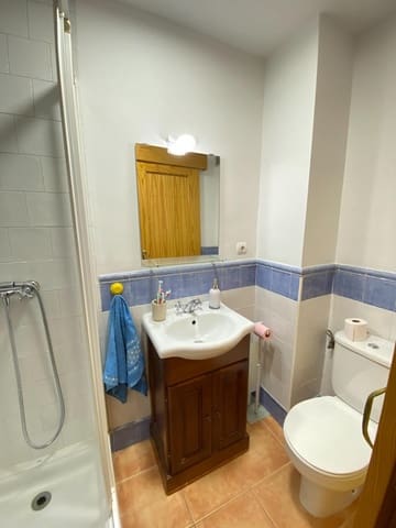 3 bedroom Flat for sale in Mairena del Aljarafe with pool - € 264,000 (Ref: 10037534)
