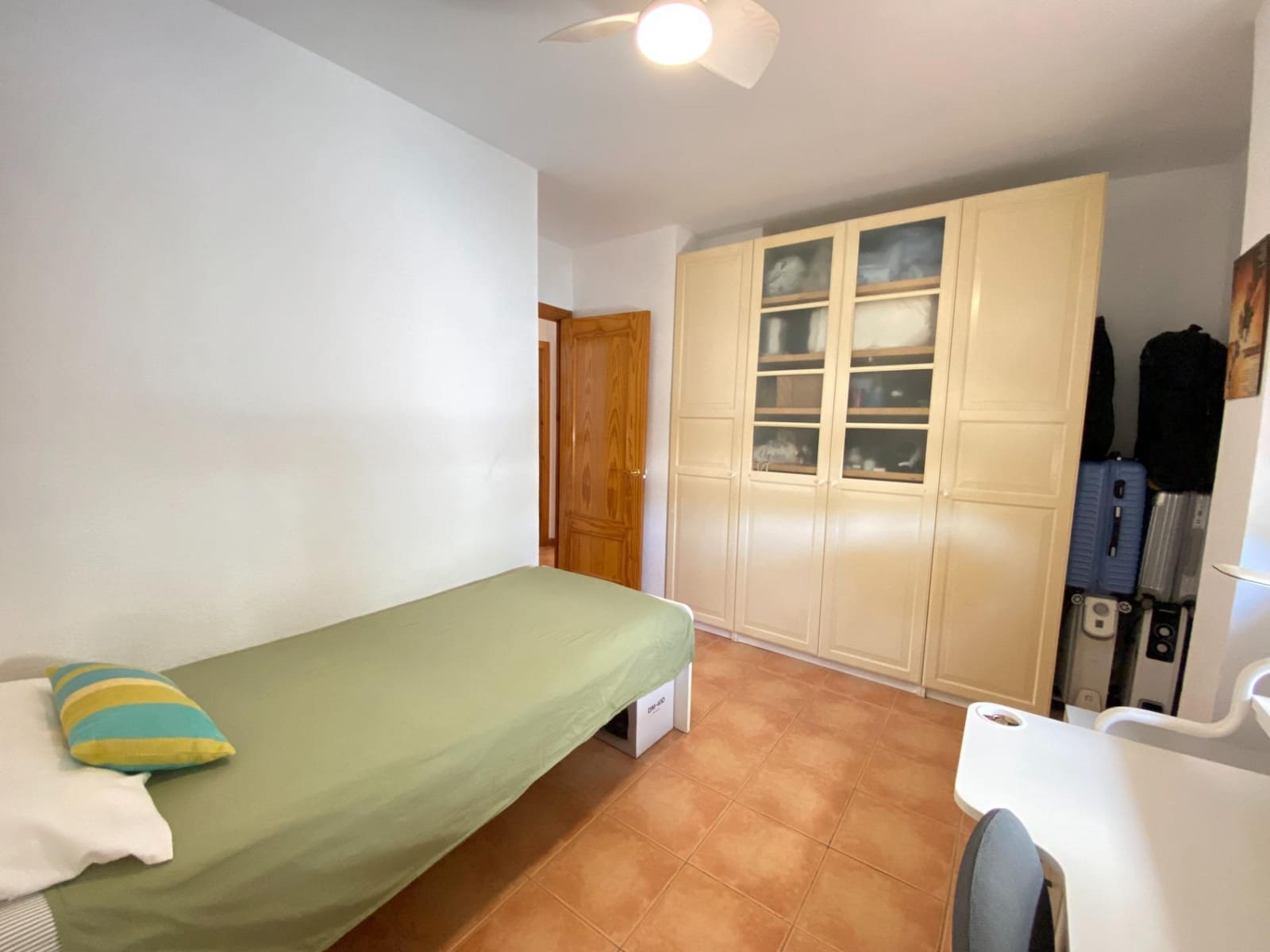3 slaapkamer Flat te koop in Mairena del Aljarafe met zwembad - € 264.000 (Ref: 10037534)