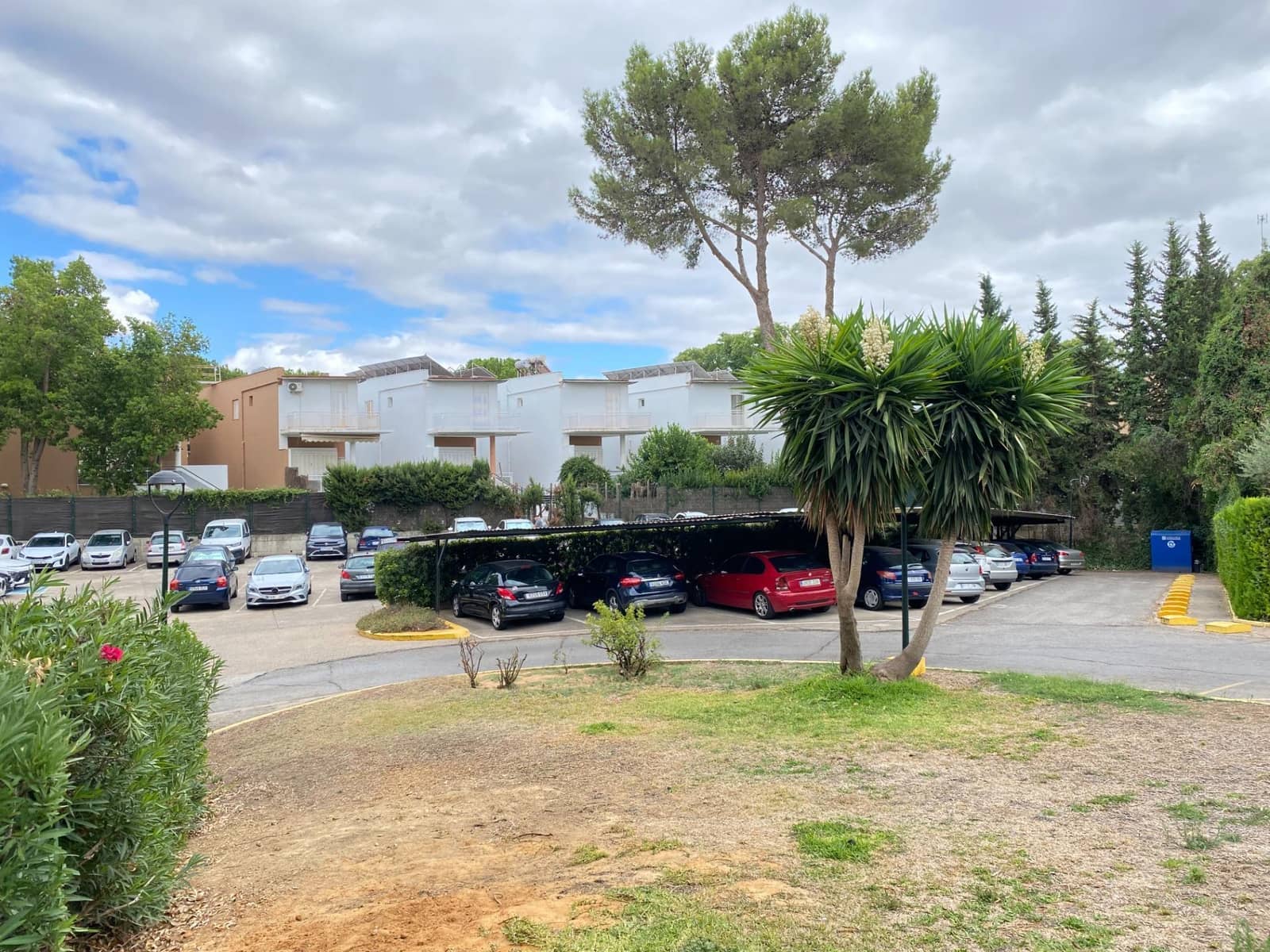 3 slaapkamer Flat te koop in Mairena del Aljarafe met zwembad - € 264.000 (Ref: 10037534)