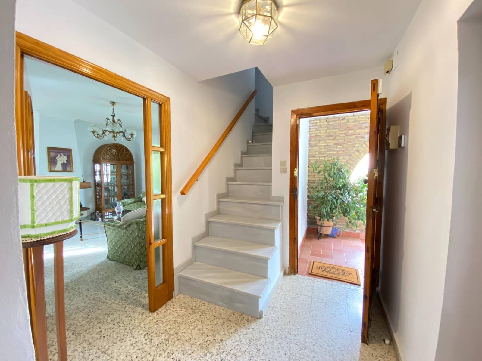 4 soveværelse Villa til salg i Dos Hermanas - € 290.000 (Ref: 10043138)