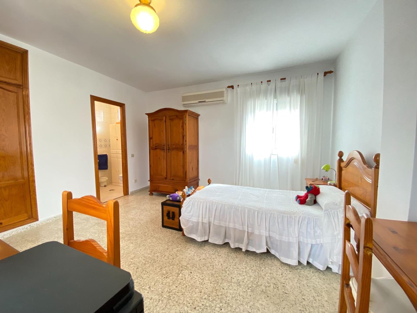 4 soveværelse Villa til salg i Dos Hermanas - € 290.000 (Ref: 10043138)