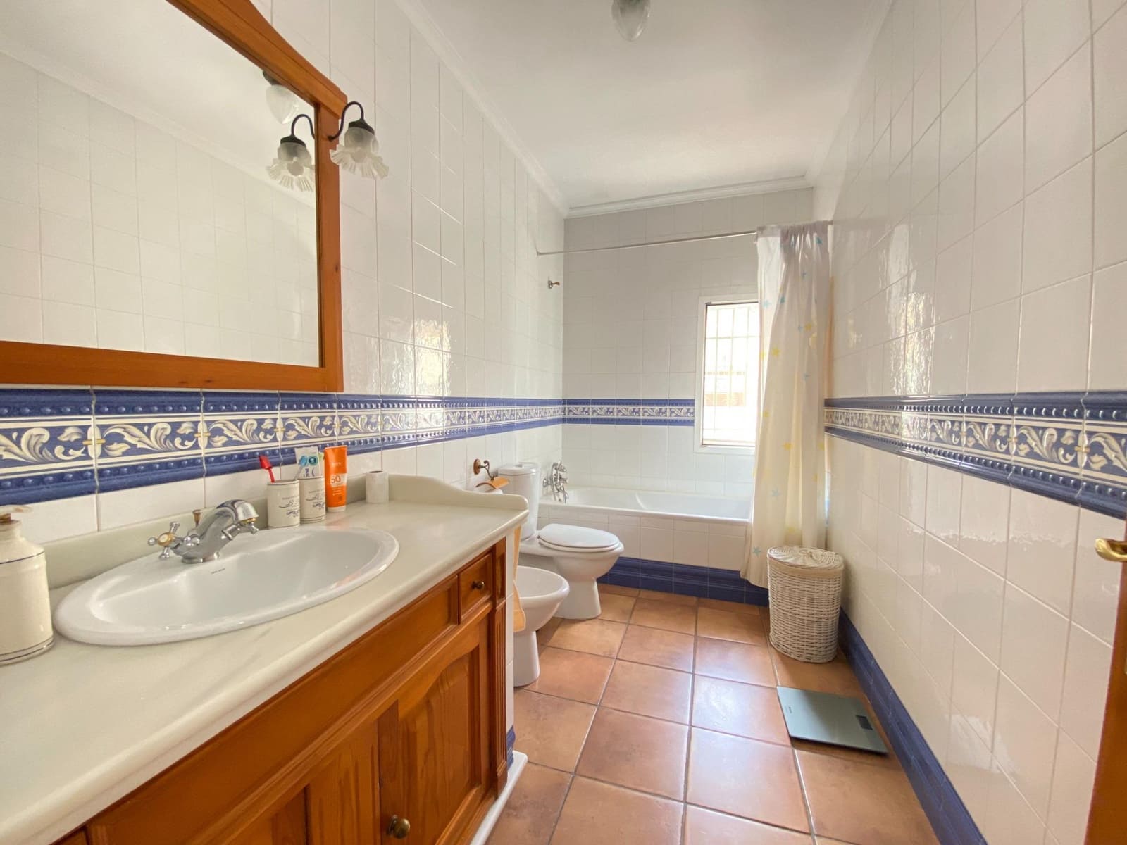 4 soveværelse Villa til salg i Dos Hermanas - € 290.000 (Ref: 10043138)