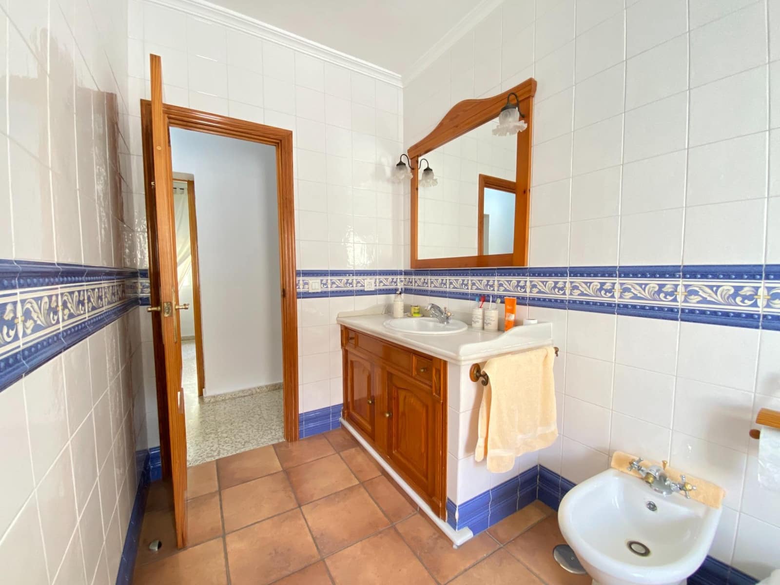 4 soveværelse Villa til salg i Dos Hermanas - € 290.000 (Ref: 10043138)