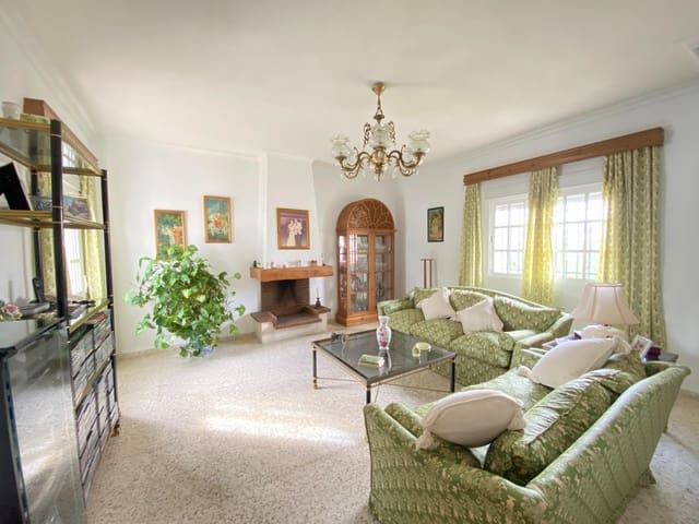 4 sypialnia Willa na sprzedaż w Dos Hermanas - 290 000 € (Ref: 10043138)