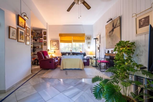 3 bedroom Villa for sale in Espartinas with pool - € 399,900 (Ref: 10089825)