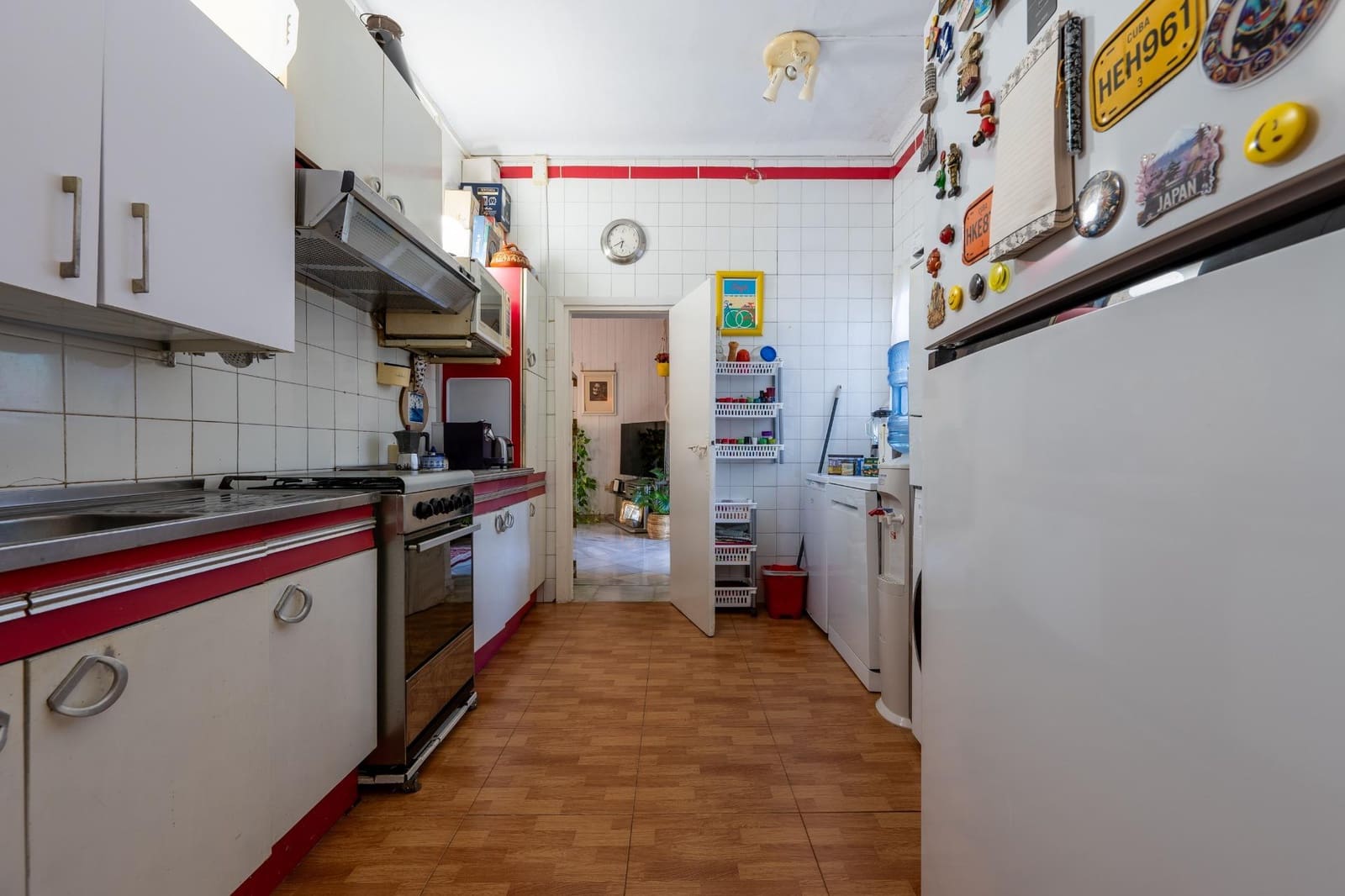 3 bedroom Villa for sale in Espartinas with pool - € 399,900 (Ref: 10089825)