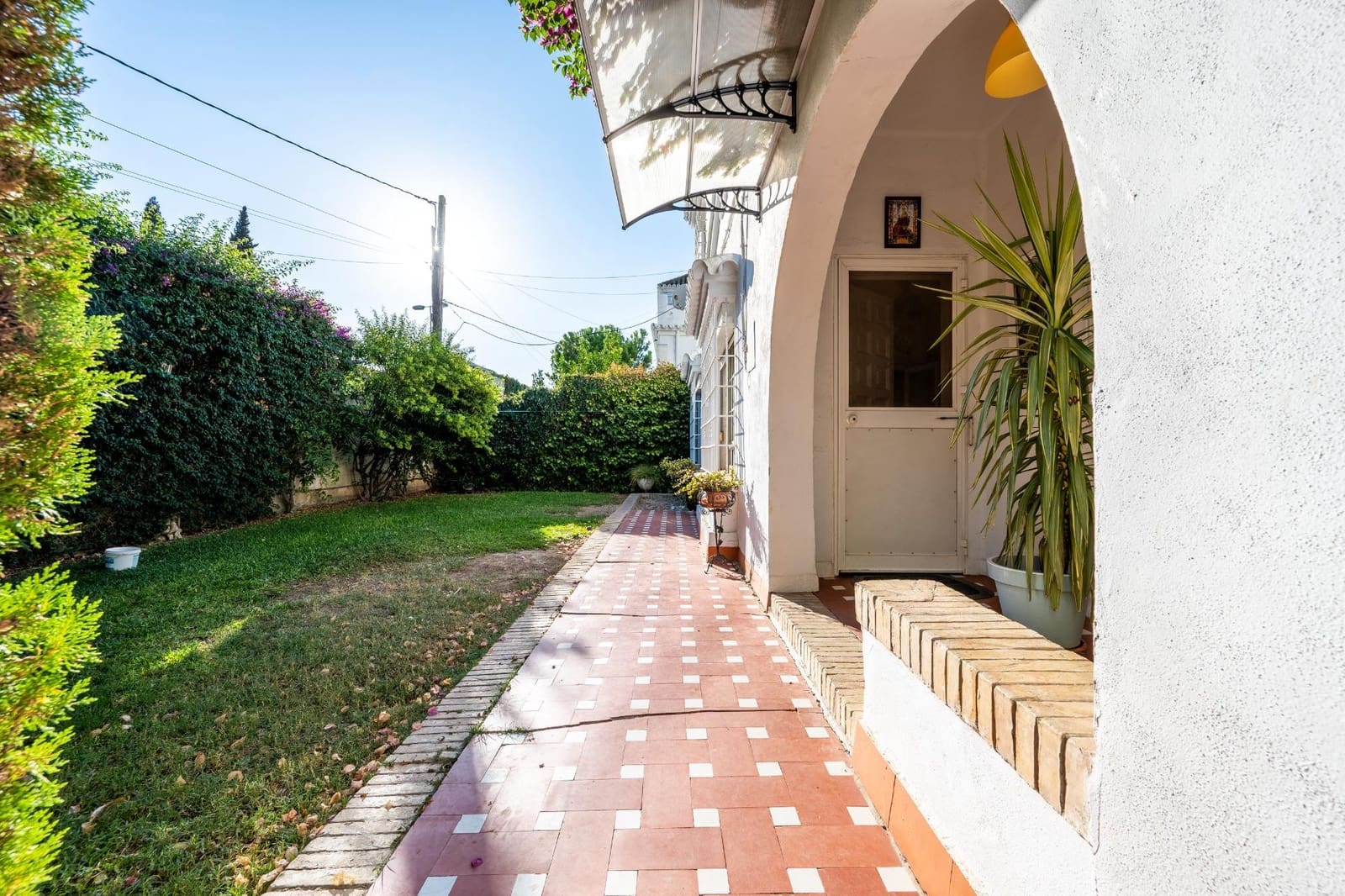 3 bedroom Villa for sale in Espartinas with pool - € 399,900 (Ref: 10089825)