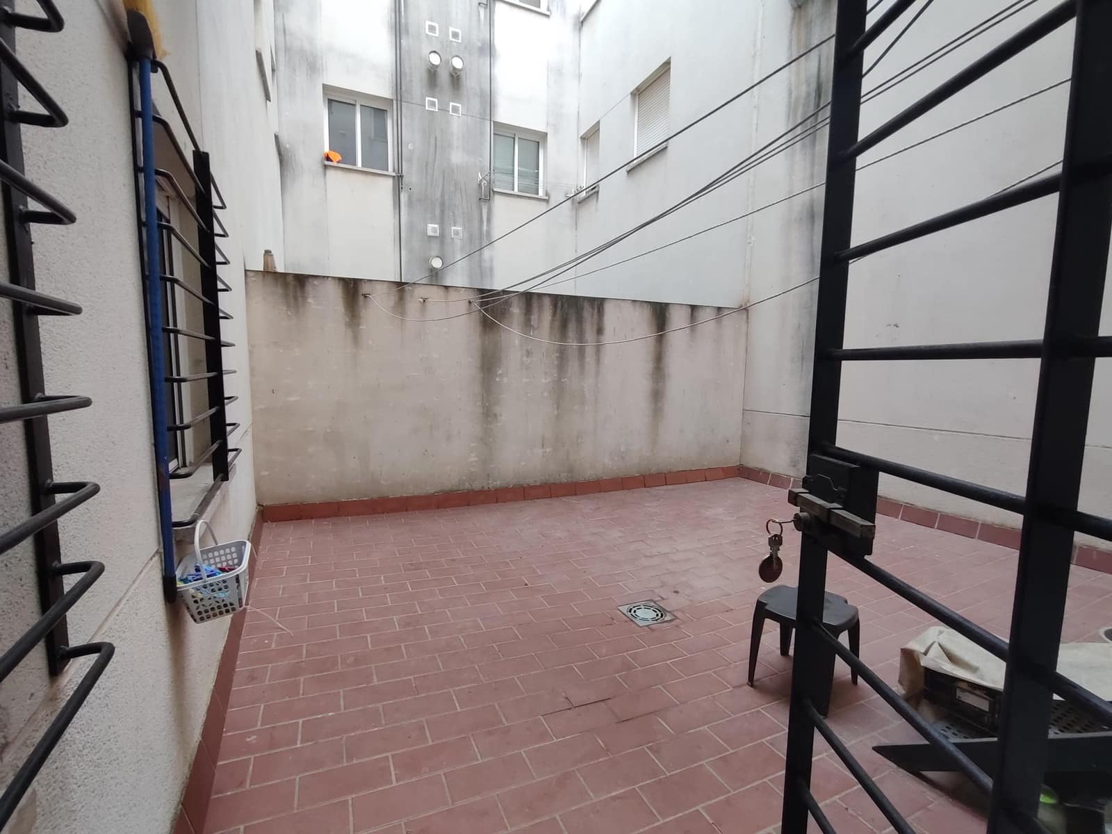 2 bedroom Flat for sale in Dos Hermanas with garage - € 185,000 (Ref: 10109796)