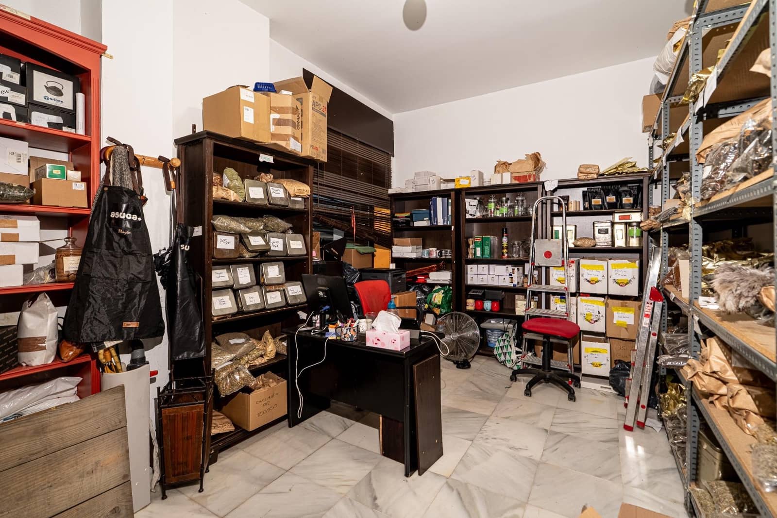 2 makuuhuone Kaupallinen vuokrattavana paikassa Sevilla kaupunki - 1 147 € (Ref: 10136198)