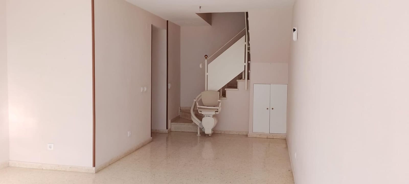 4 camera da letto Villetta a Schiera in vendita in Siviglia citta - 300.000 € (Rif: 10142482)