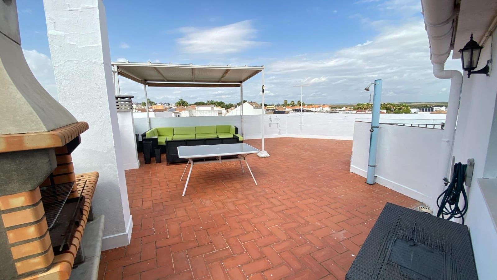 Piso de 3 habitaciones en Villanueva del Ariscal en venta - 180.000 € (Ref: 10147256)