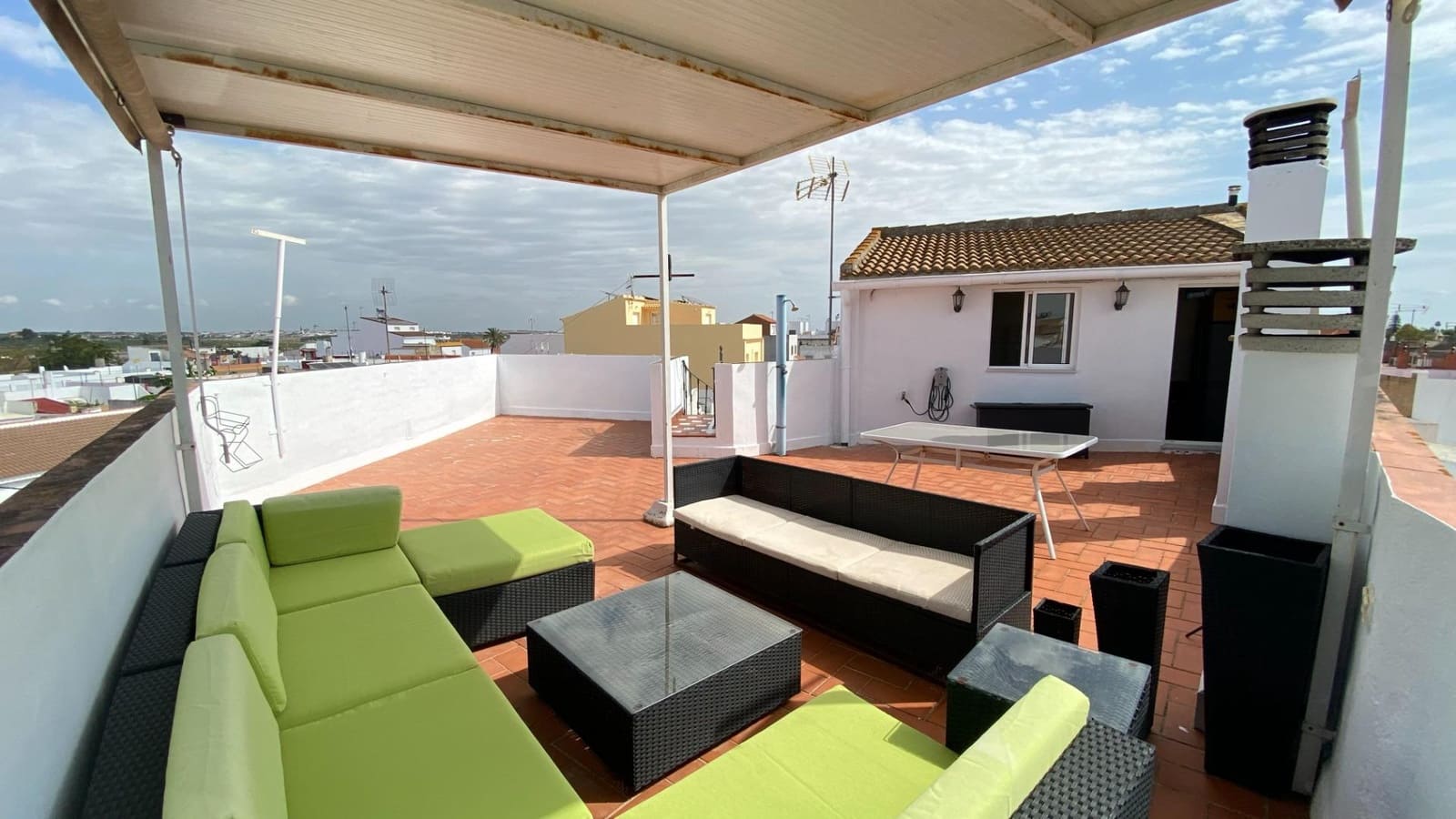 Piso de 3 habitaciones en Villanueva del Ariscal en venta - 180.000 € (Ref: 10147256)