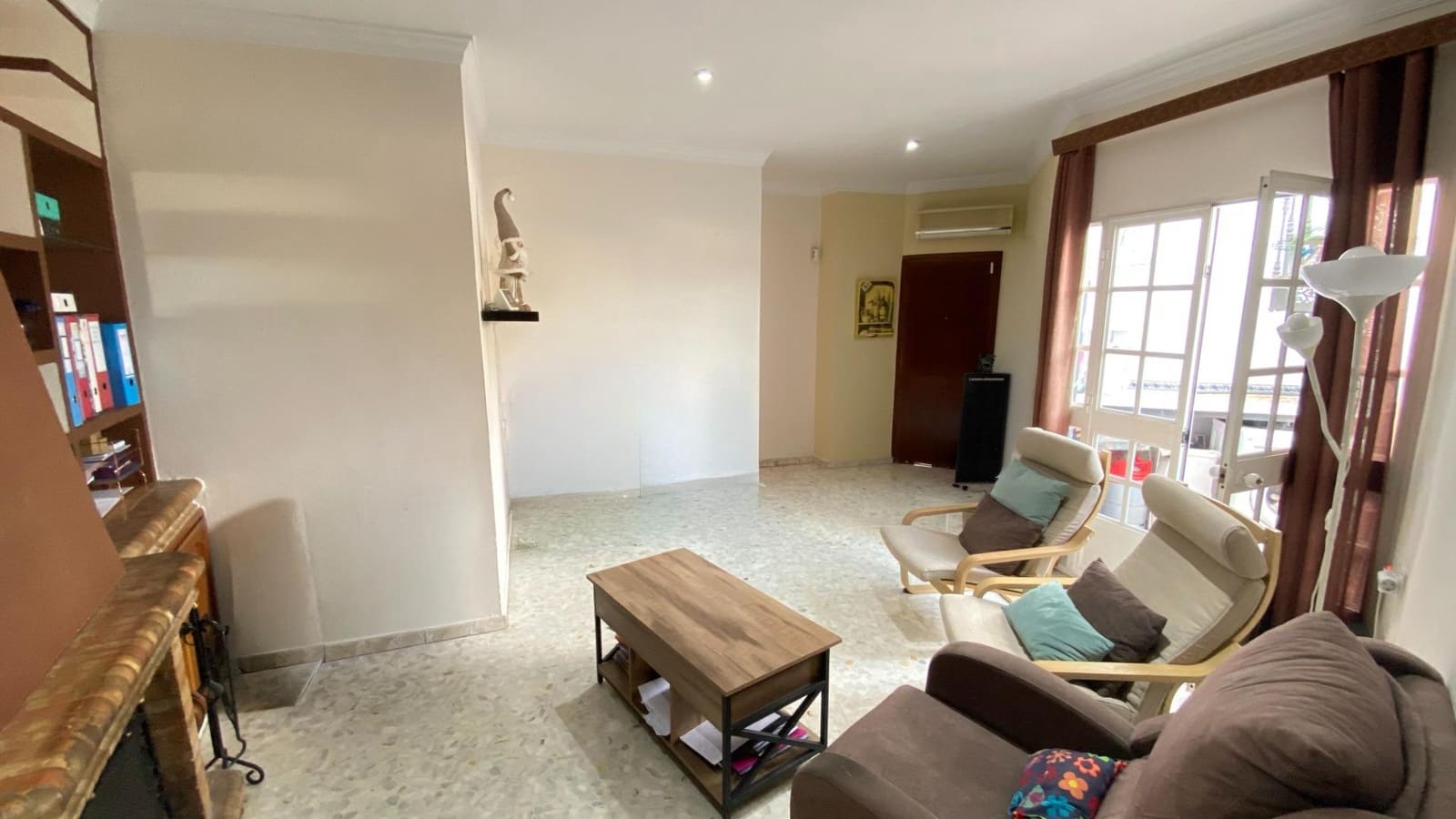 Piso de 3 habitaciones en Villanueva del Ariscal en venta - 180.000 € (Ref: 10147256)