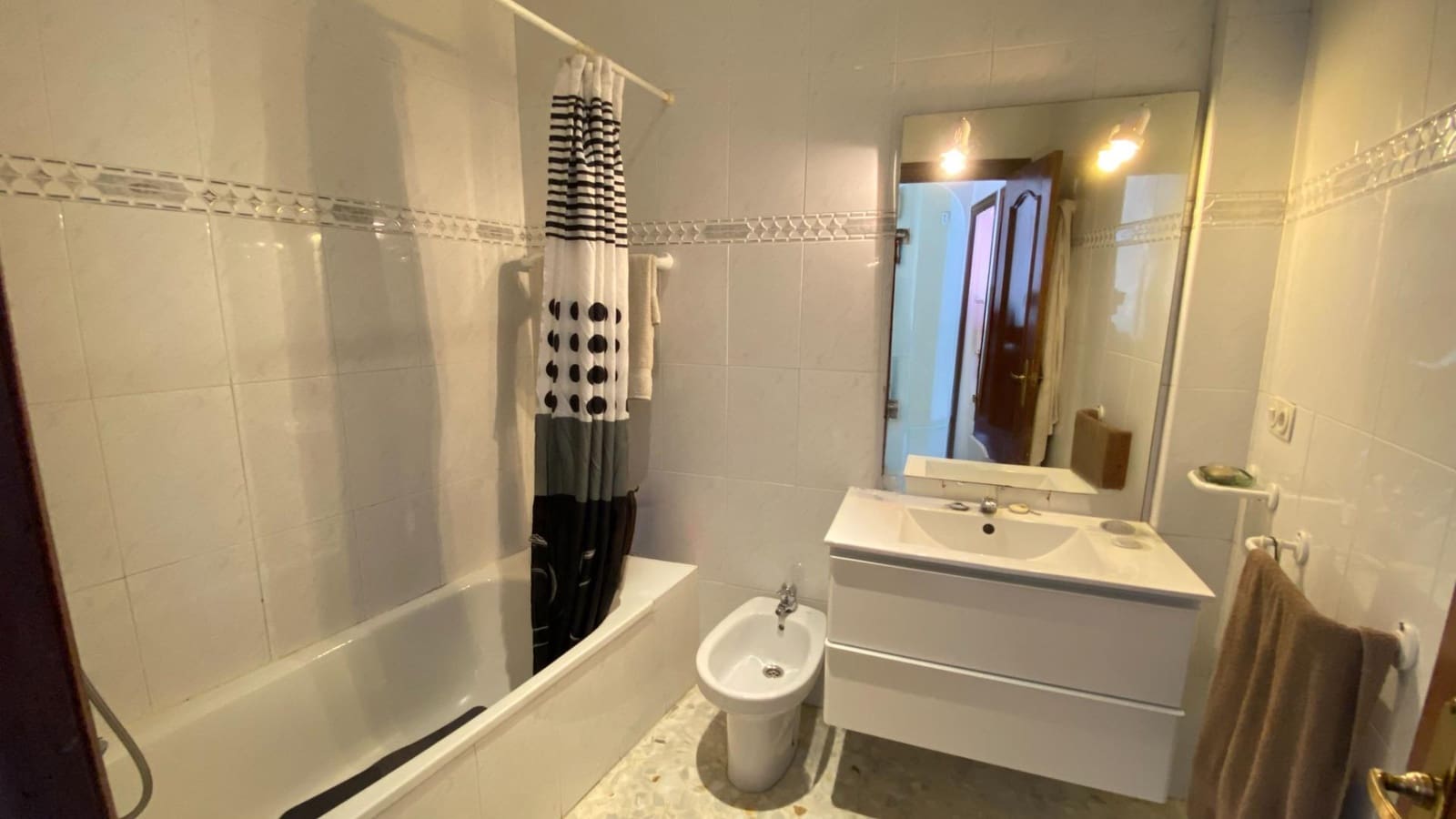 Piso de 3 habitaciones en Villanueva del Ariscal en venta - 180.000 € (Ref: 10147256)