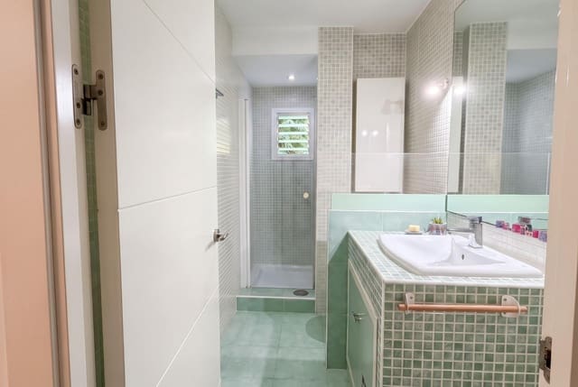 2 sypialnia Mieszkanie na sprzedaż w Miasto Sewilla - 170 000 € (Ref: 10148894)