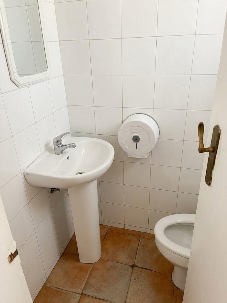 3 soveværelse Erhverv til salg i Dos Hermanas - € 200.000 (Ref: 10161603)
