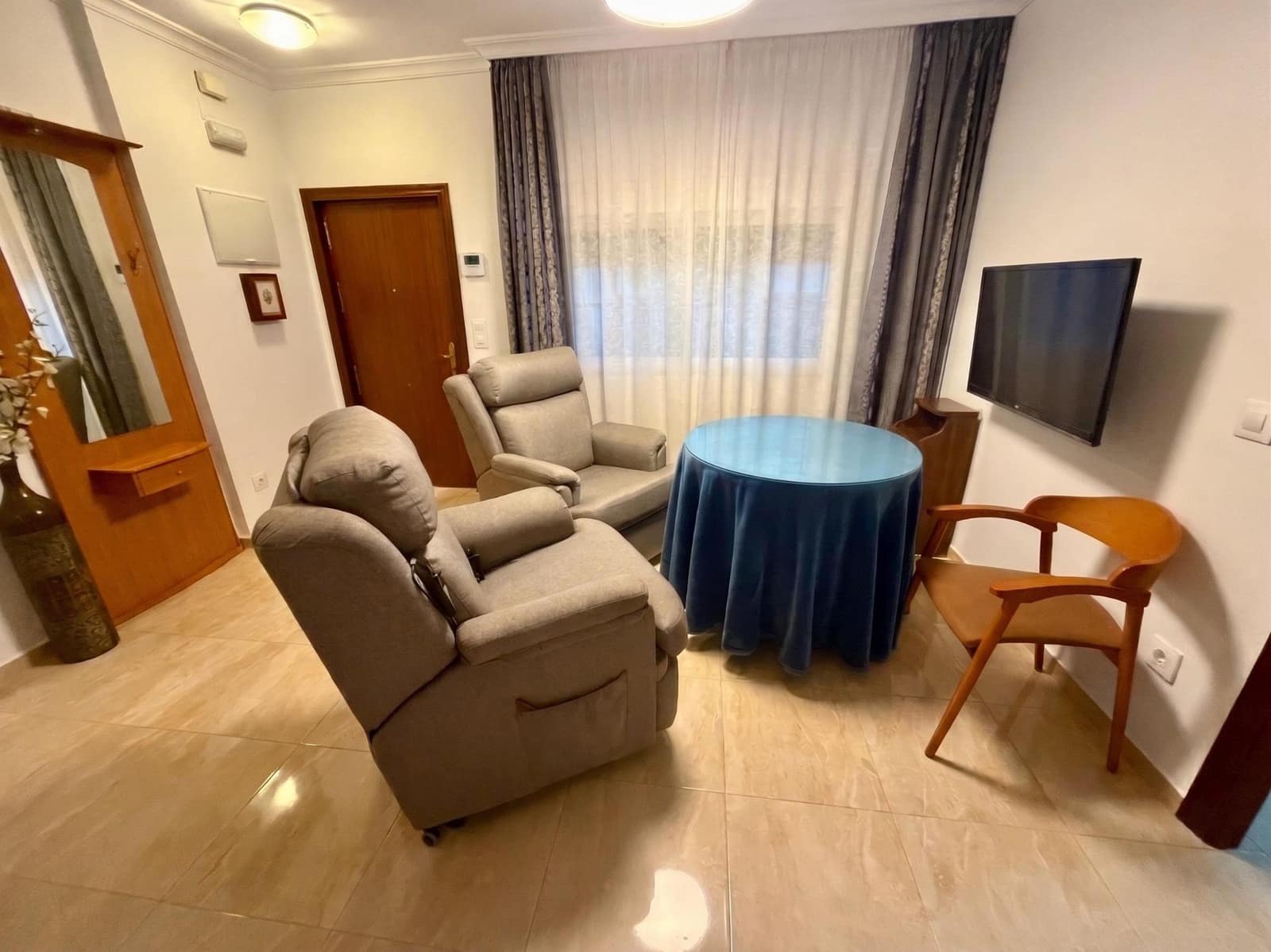 2 slaapkamer Flat te koop in Sevilla stad - € 289.900 (Ref: 10185063)