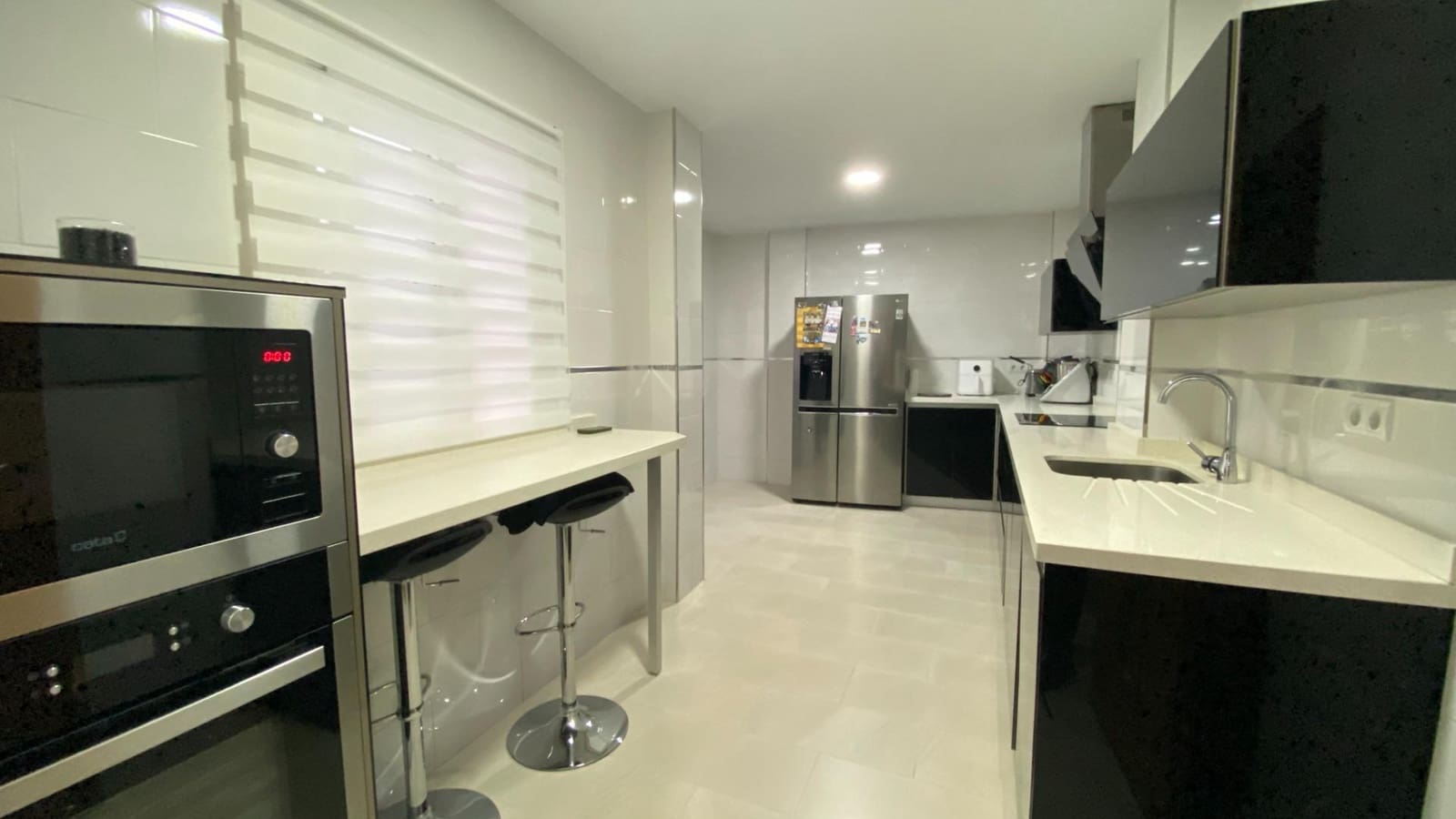 3 makuuhuone Omakotitalo myytävänä paikassa Sevilla kaupunki - 210 000 € (Ref: 10185064)