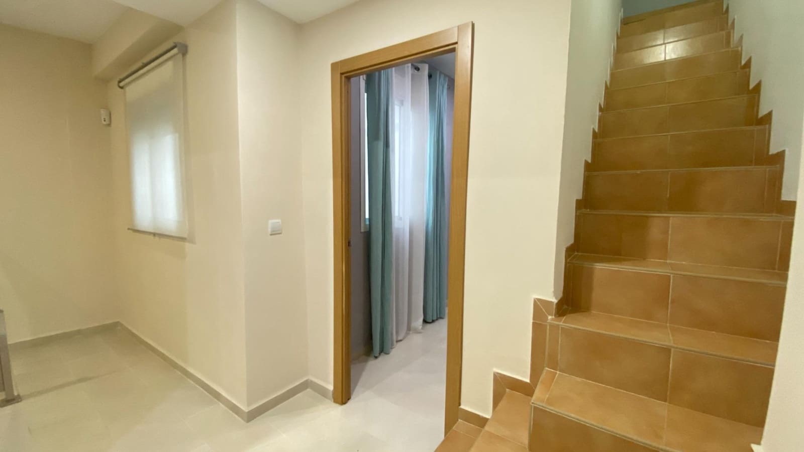 3 makuuhuone Omakotitalo myytävänä paikassa Sevilla kaupunki - 210 000 € (Ref: 10185064)
