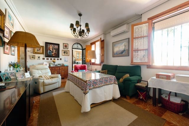 7 soveværelse Villa til salg i Tomares med swimmingpool garage - € 690.000 (Ref: 7763700)