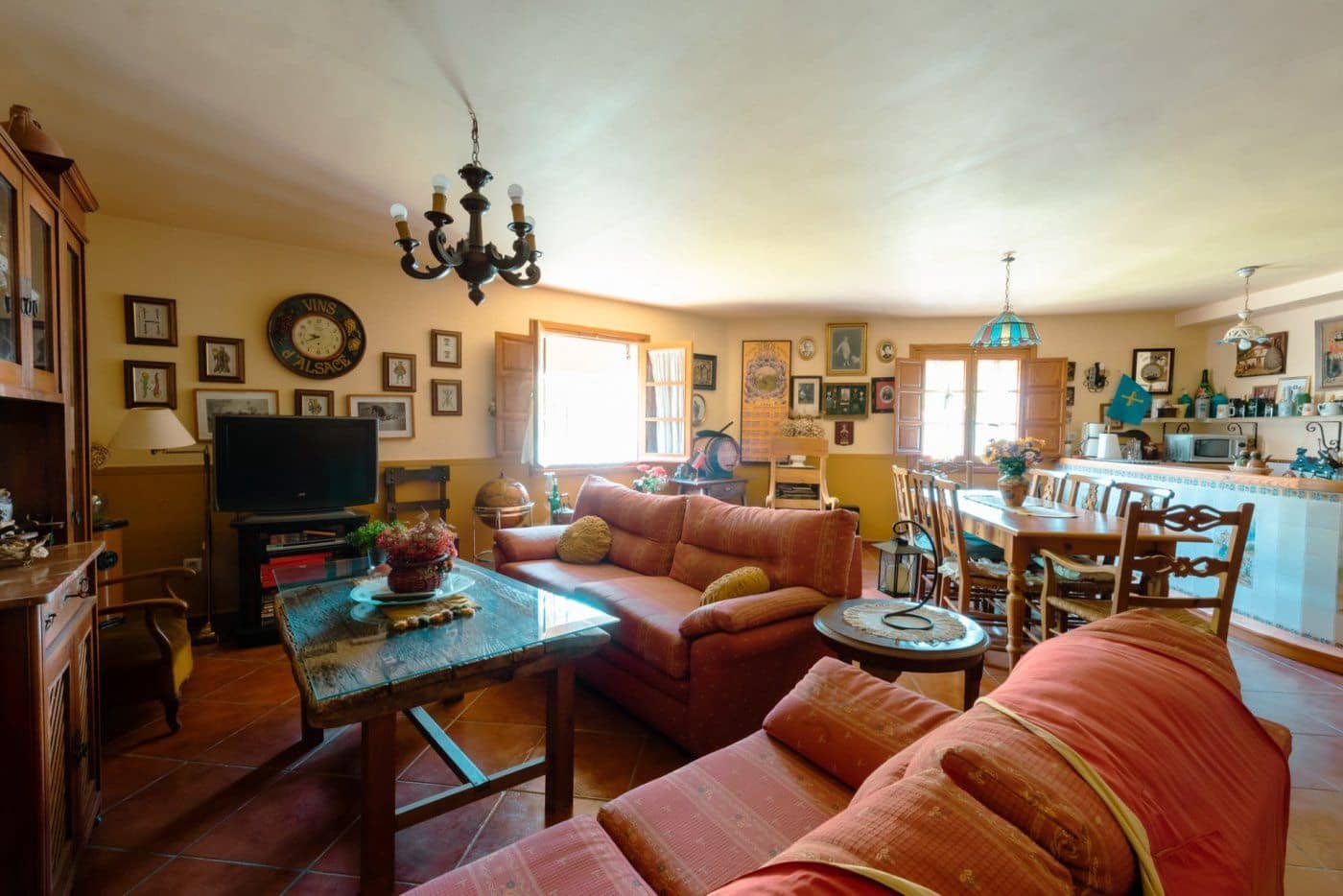 Chalet de 7 habitaciones en Tomares en venta con piscina garaje - 690.000 € (Ref: 7763700)