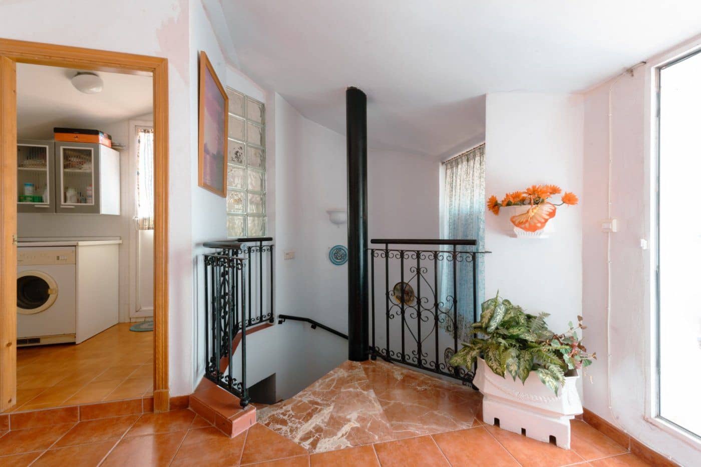 7 Zimmer Villa zu verkaufen in Tomares mit Pool Garage - 690.000 € (Ref: 7763700)