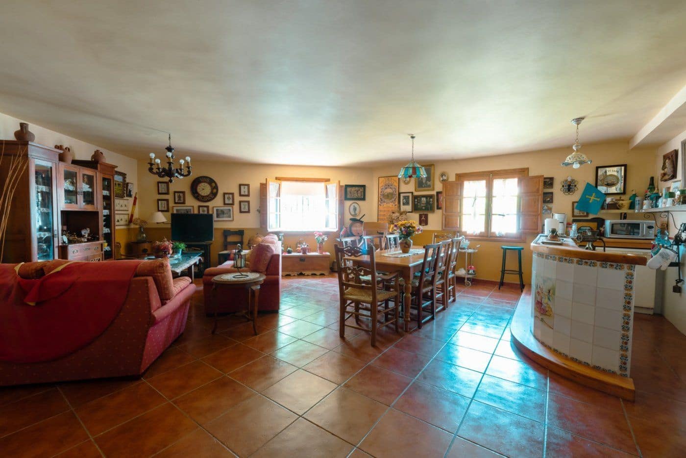 7 Zimmer Villa zu verkaufen in Tomares mit Pool Garage - 690.000 € (Ref: 7763700)