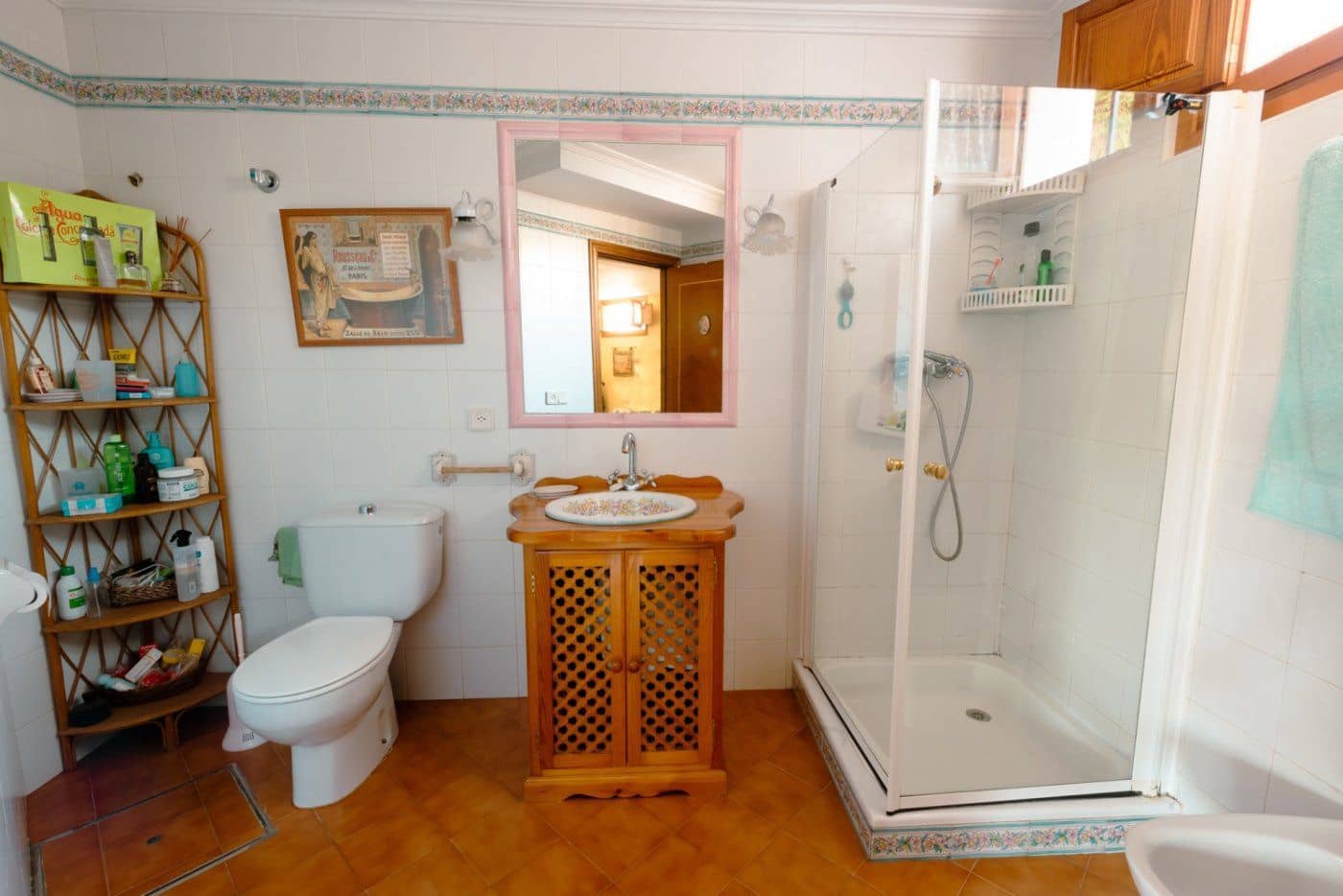 7 Zimmer Villa zu verkaufen in Tomares mit Pool Garage - 690.000 € (Ref: 7763700)