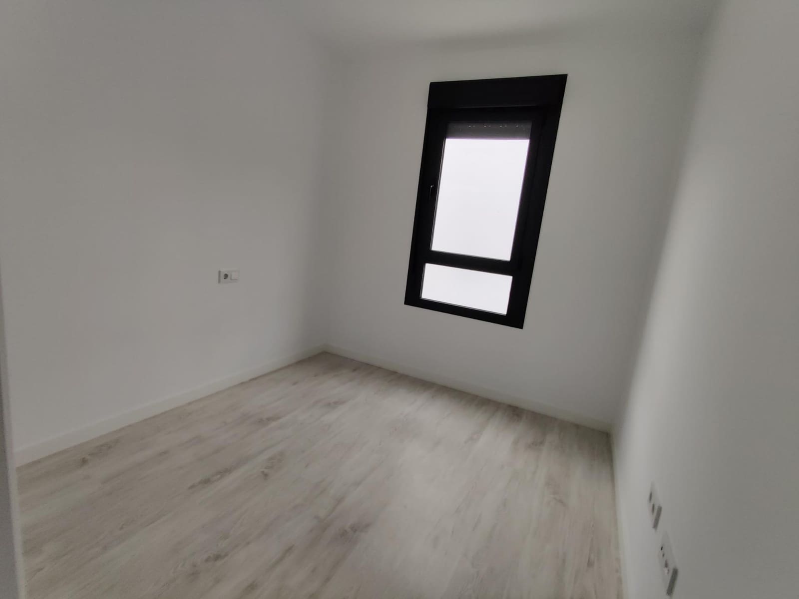 3 quarto Apartamento para arrendar em Camas com piscina garagem - 1 000 € (Ref: 7961960)