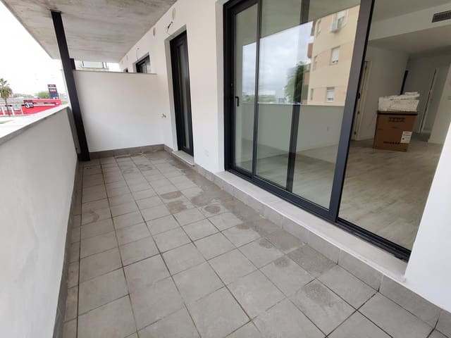 3 Zimmer Wohnung zu vermieten in Camas mit Pool Garage - 1.000 € (Ref: 7961960)