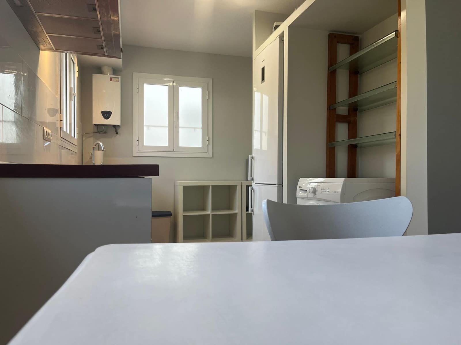 3 sovrum Lägenhet att hyra i Sevilla stad - 1 000 € (Ref: 8478087)