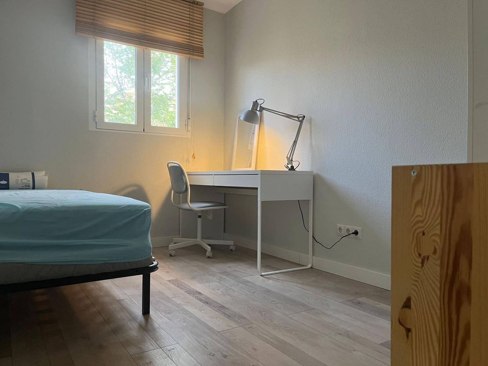 3 sovrum Lägenhet att hyra i Sevilla stad - 1 000 € (Ref: 8478087)