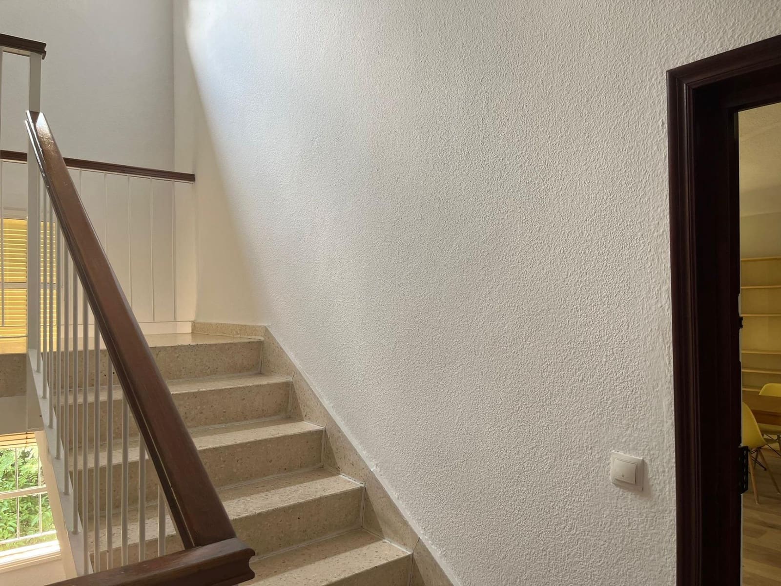 3 sovrum Lägenhet att hyra i Sevilla stad - 1 000 € (Ref: 8478087)