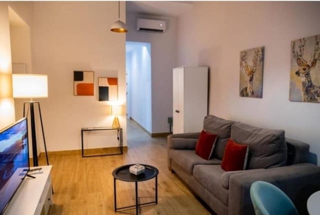 Appartement te koop in El Puerto de Santa María met zwembad - € 2.000.000 (Ref: 8576595)