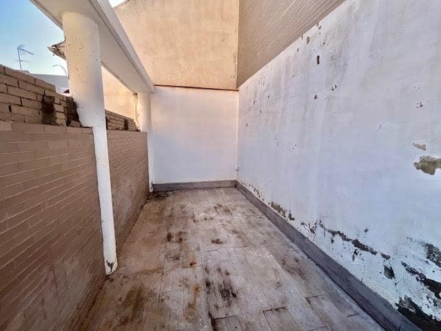 Komercyjne do wynajęcia w Miasto Sewilla - 2 900 € (Ref: 8764302)