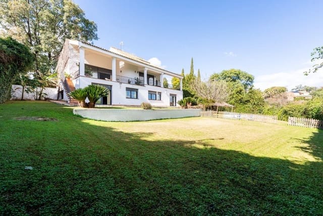6 soverom Villa til salgs i Mairena del Aljarafe med svømmebasseng garasje - € 1 100 000 (Ref: 8836658)