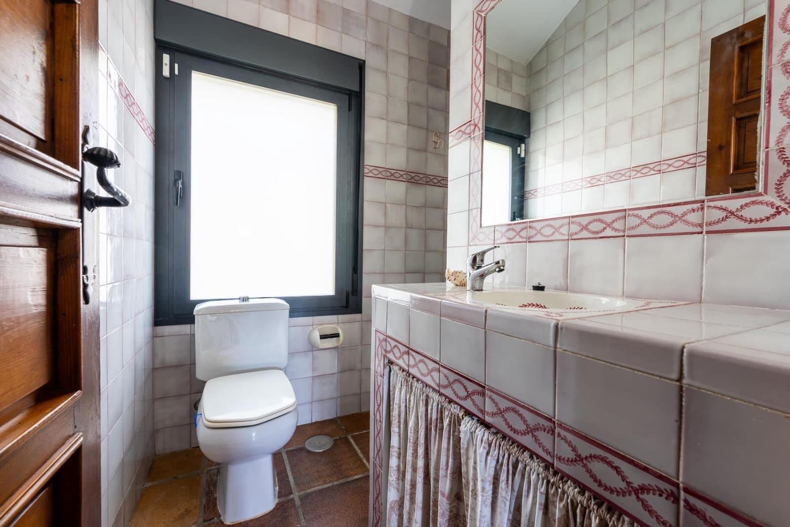 7 slaapkamer Villa te koop in Mairena del Aljarafe met zwembad garage - € 990.000 (Ref: 8836658)