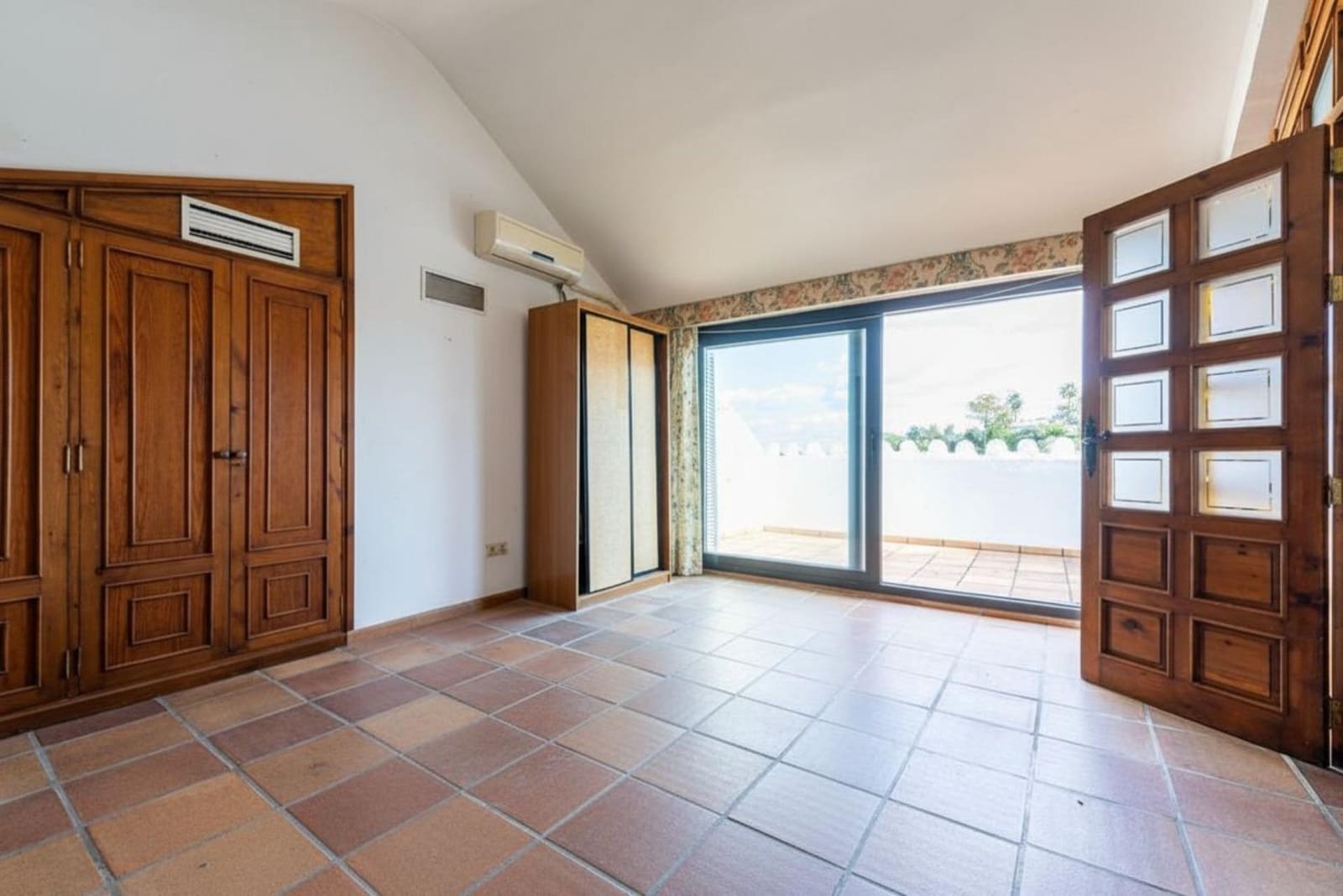 7 soveværelse Villa til salg i Mairena del Aljarafe med swimmingpool garage - € 990.000 (Ref: 8836658)