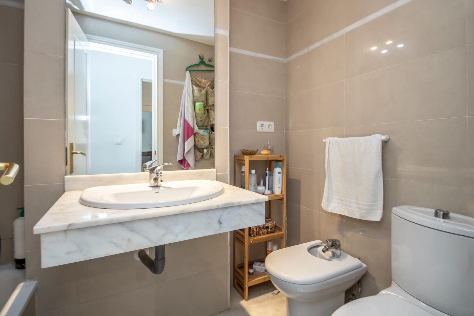 2 soveværelse Lejlighed til salg i Sevilla by med garage - € 330.000 (Ref: 8857155)