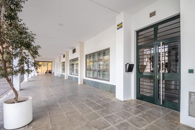 2 soveværelse Lejlighed til salg i Sevilla by med garage - € 330.000 (Ref: 8857155)